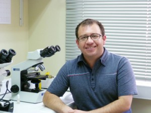 Gabriel León, PhD 